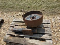Flat lift depth wheel