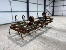 5m manual folding pigtail cultivator with depth wheels