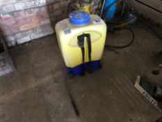 Qty knapsack sprayers