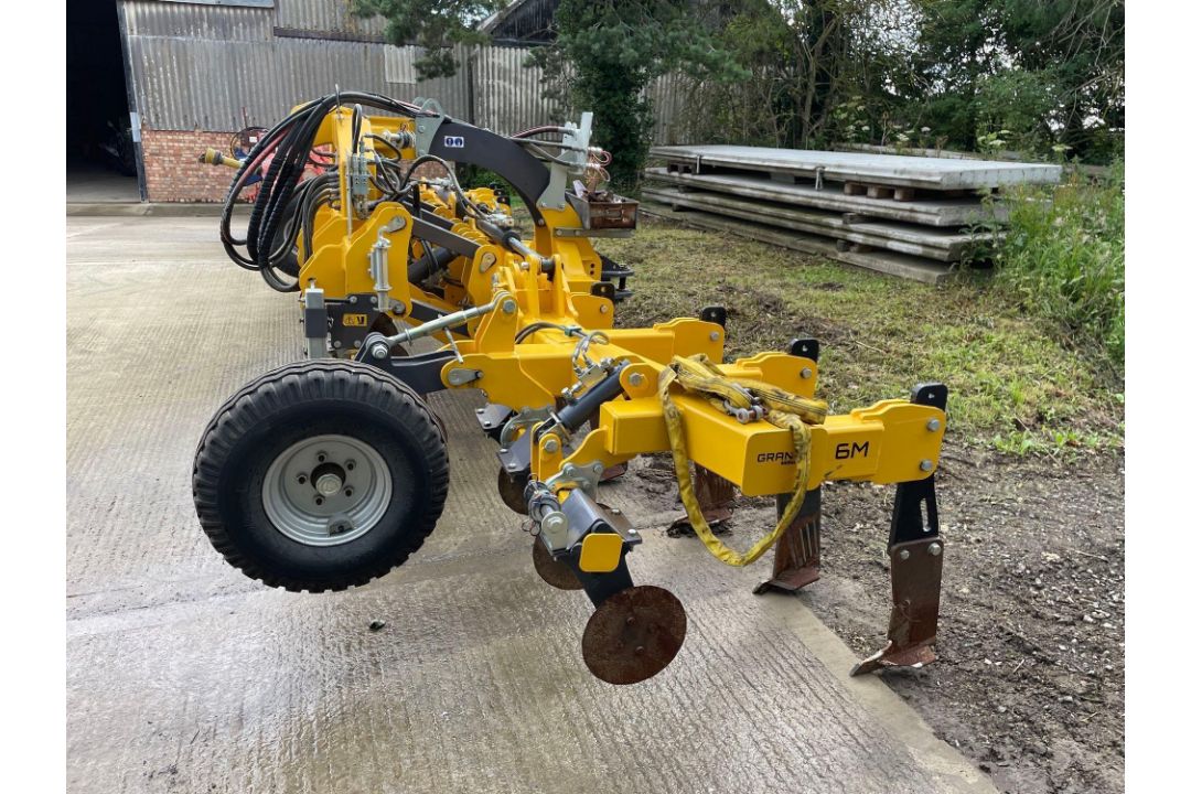 2019 Grange LDT 600 6m toolbar with discs LD legs, hydraulic folding - Image 25 of 28
