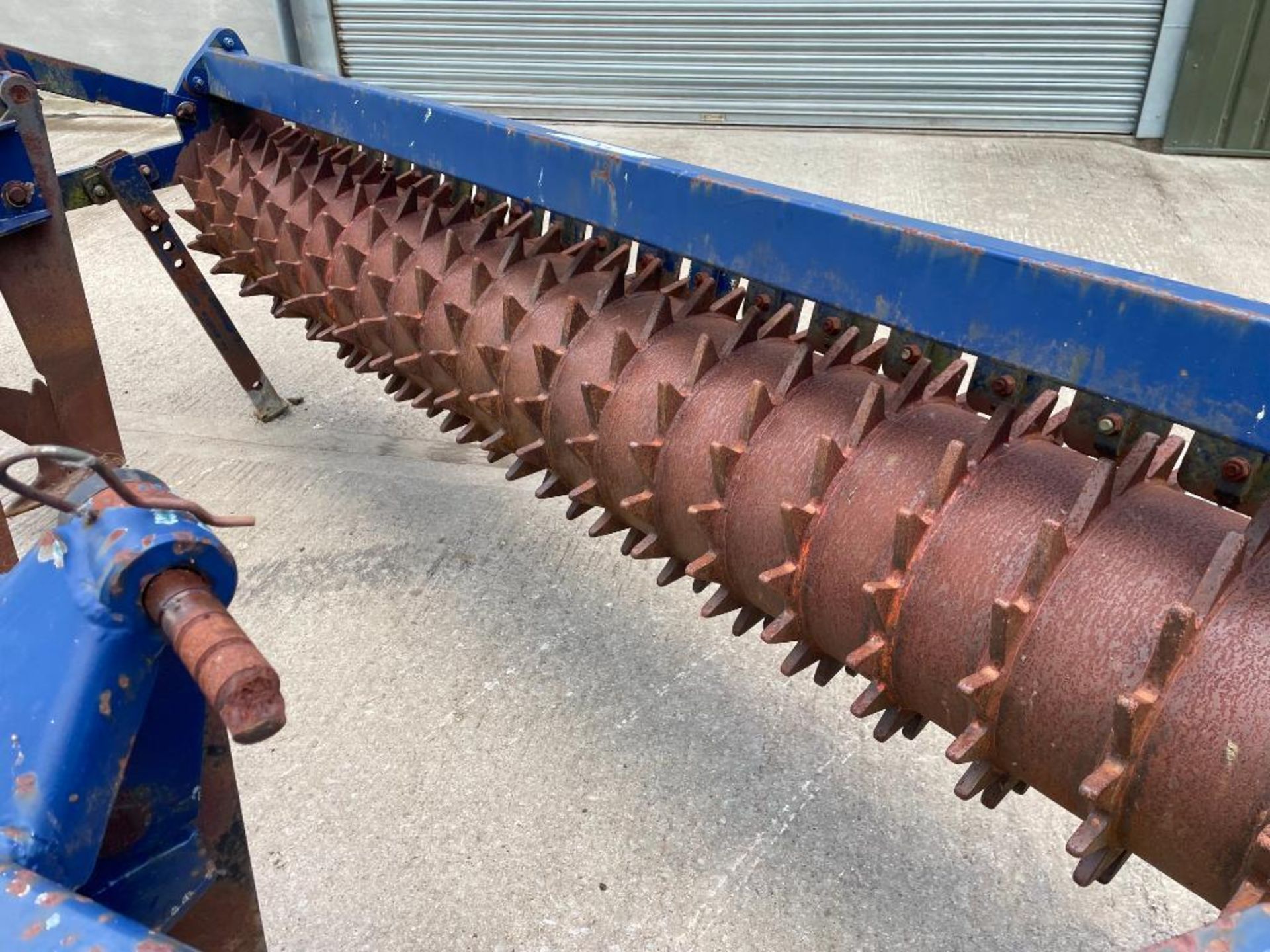 Tim Howard 5 leg 3.5m subsoiler with rear tooth packer - Image 12 of 34