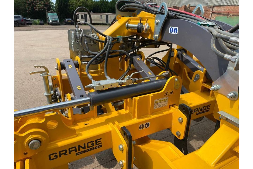 2019 Grange LDT 600 6m toolbar with discs LD legs, hydraulic folding - Image 13 of 28