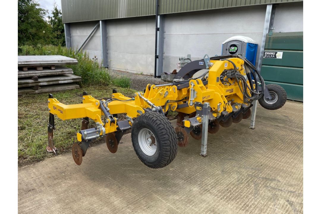 2019 Grange LDT 600 6m toolbar with discs LD legs, hydraulic folding - Image 17 of 28