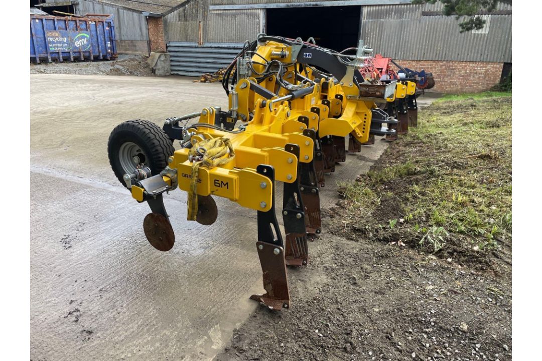 2019 Grange LDT 600 6m toolbar with discs LD legs, hydraulic folding - Image 24 of 28