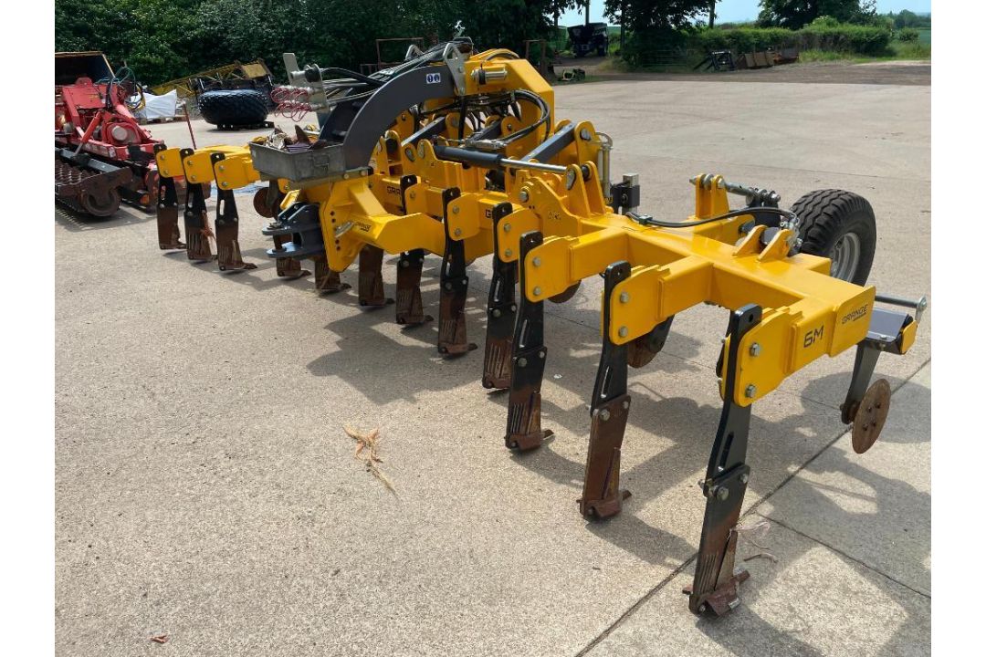 2019 Grange LDT 600 6m toolbar with discs LD legs, hydraulic folding - Image 10 of 28