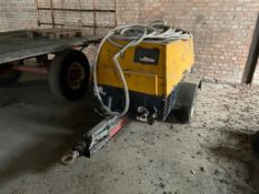 CompAir single axle compressor, single axle on 165/80-13 wheels and tyres. Serial No: PB174MCVC00189