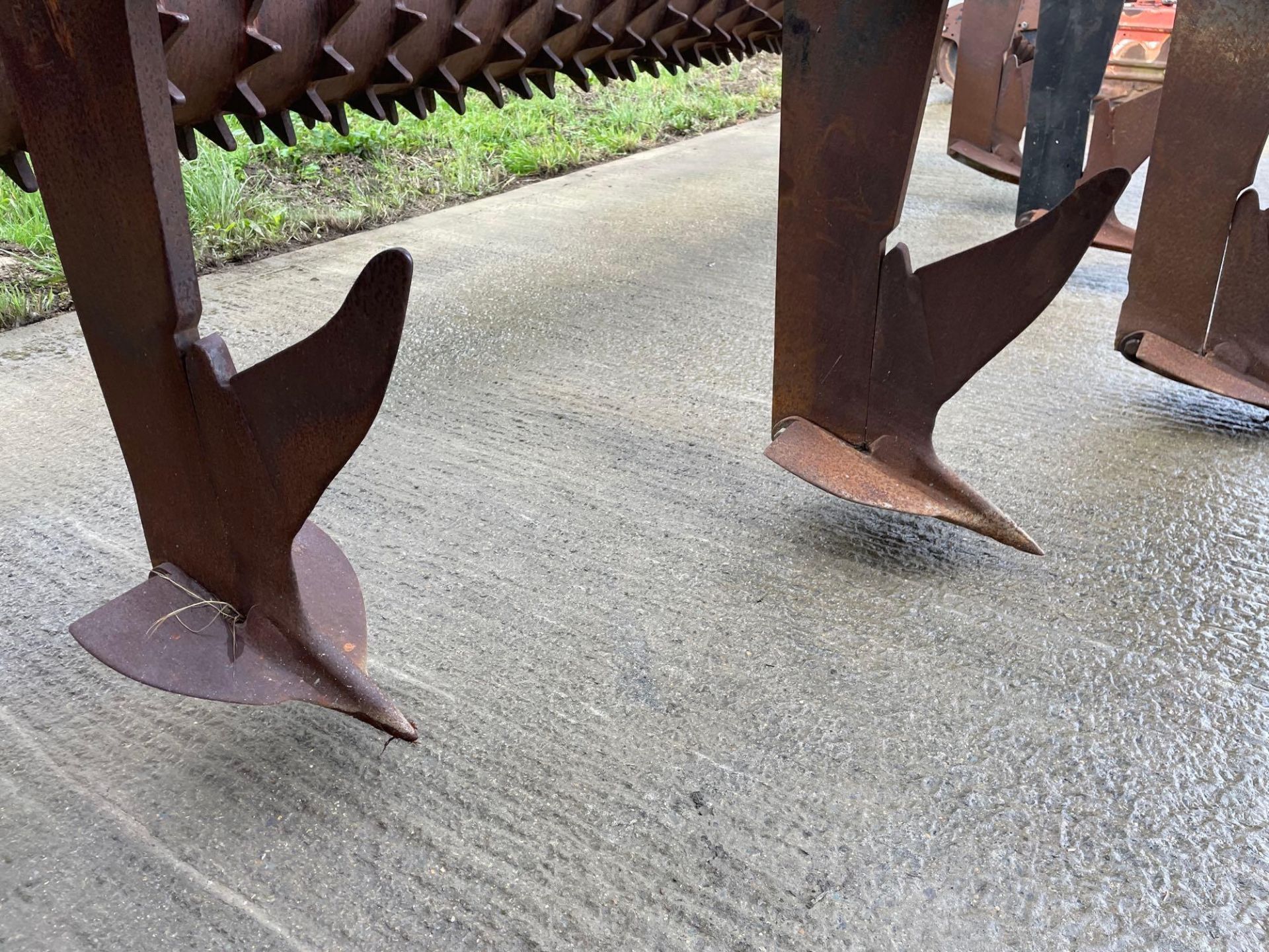 Tim Howard 5 leg 3.5m subsoiler with rear tooth packer - Image 33 of 34