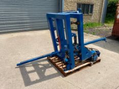 Hazard Engineering suspended Dalbo frame adapted for Avadex application, linkage mounted