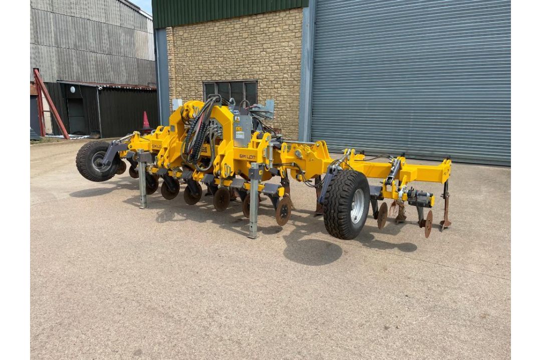 2019 Grange LDT 600 6m toolbar with discs LD legs, hydraulic folding - Image 6 of 28