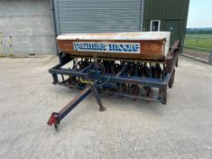 Parmiter Moore 3m disc drill, trailed. Serial No: 7245. Spares or repair