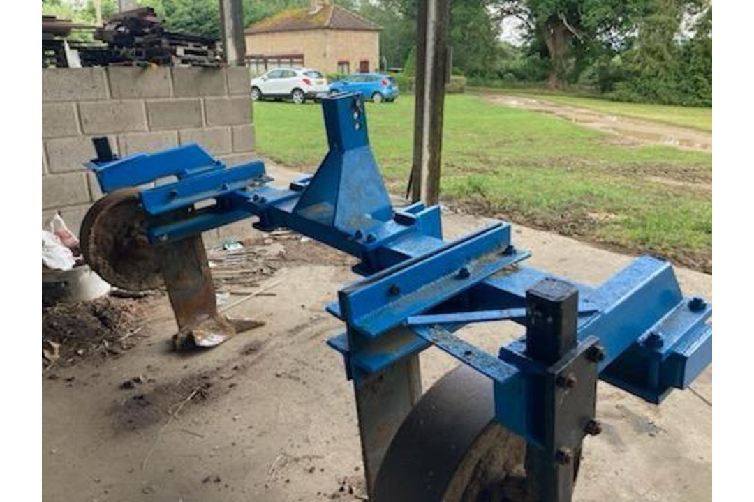 Cousins 2 Leg Subsoiler - (Norfolk) - Image 2 of 5