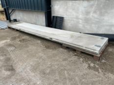 Single 5.8m x 1m x 0.15m concrete panel