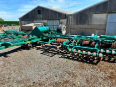2015 Cousins Contour HZ hydraulic folding rolls, 12.3m wide with 22 inch breaker rings. Serial No: 1
