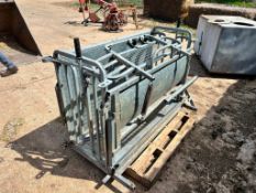Bateman galvanised lamb turnover crate