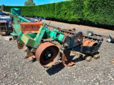 Spaldings 2.4m 3 leg subsoiler with rear packer