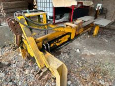 Farm made hydraulic log splitter