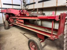 Reffold wire tie baler