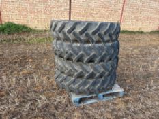 Set Continental 300/85R32 wheels and tyres