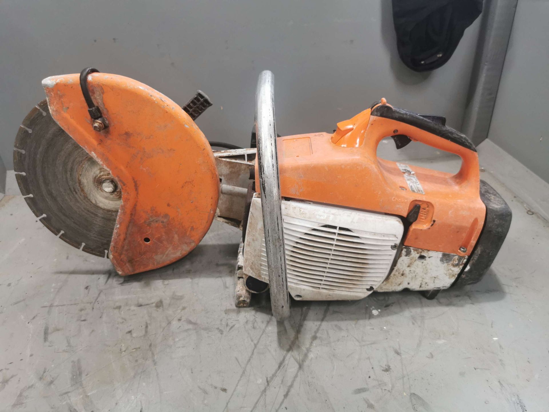 Stihl 400 Petrol Cut-Off Saw - Image 2 of 2
