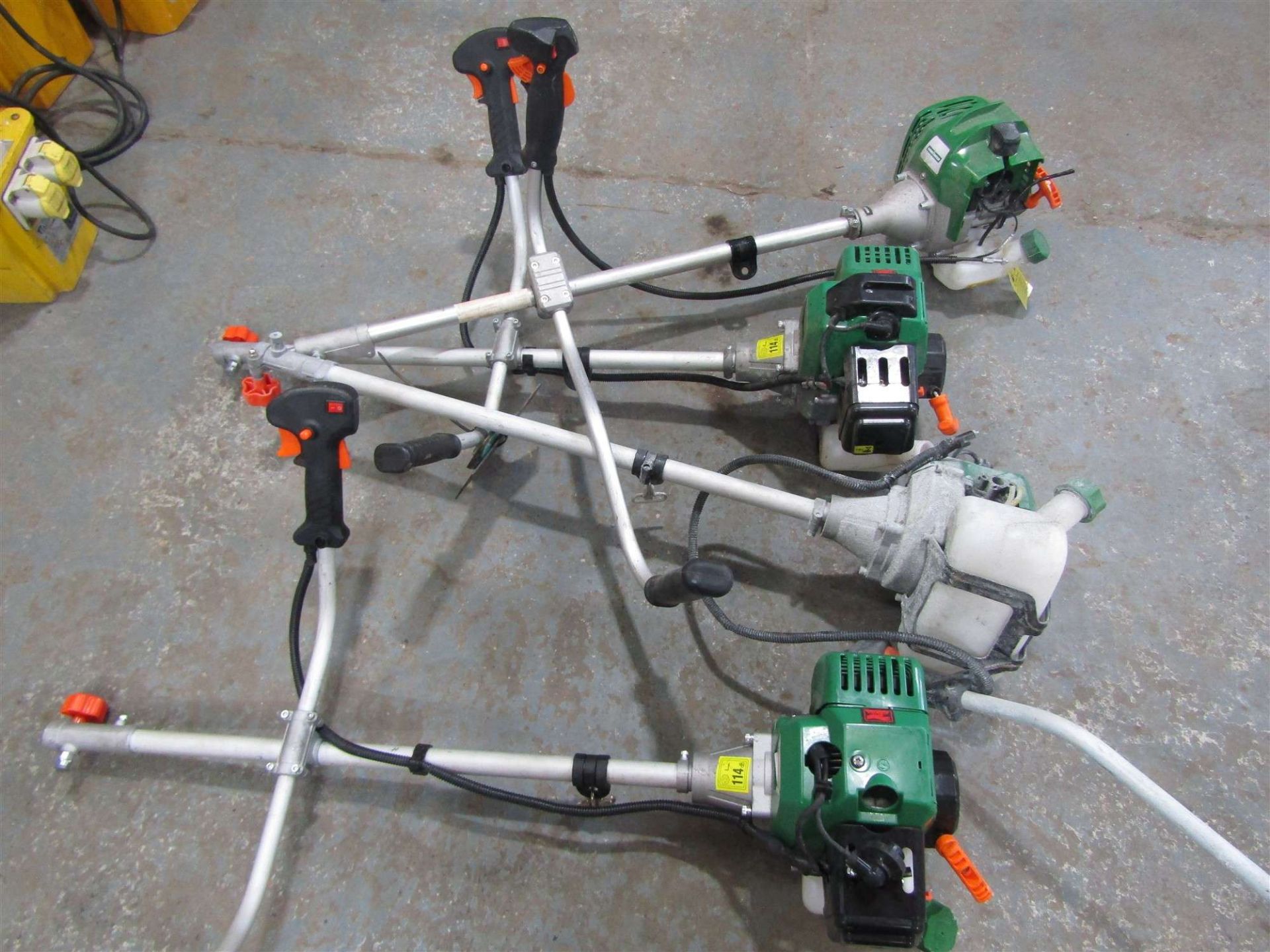 4 HAWKSMOOR BRUSHCUTTER ENGINES