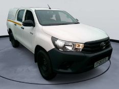 2020 20 reg TOYOTA HILUX ACTIVE D-4D 4WD DCB ***