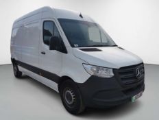 2021 Mercedes-Benz eSprinter Progressive Panel Van