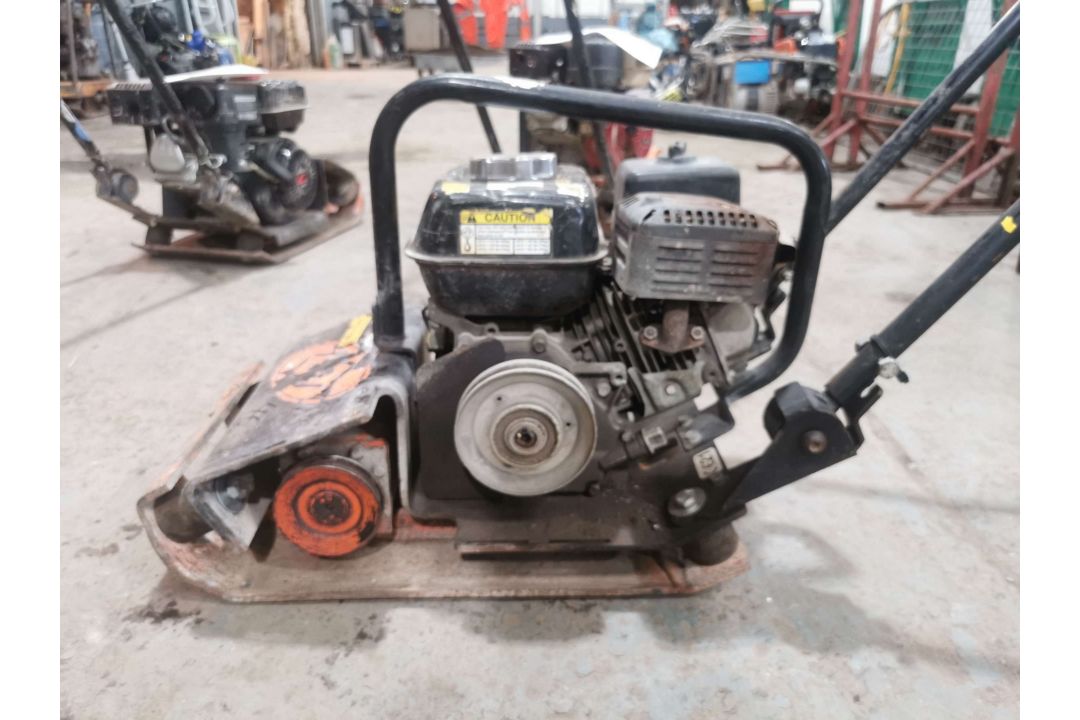 13" Vibrating Petrol Plate (Direct Hire Co) - Image 2 of 2