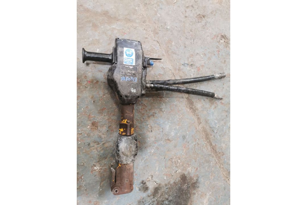 JCB beaver Hydraulic breaker