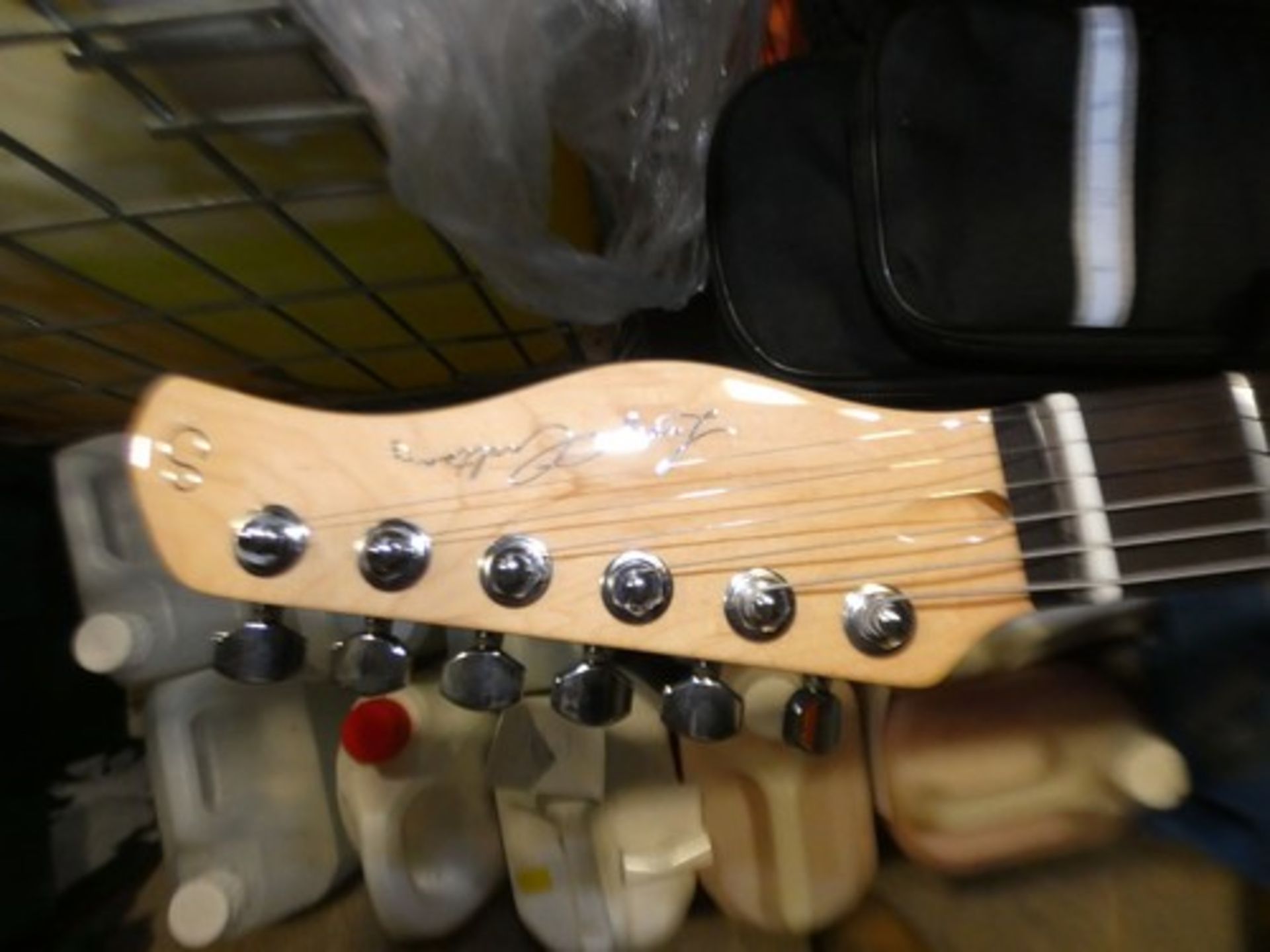 1 x Sire Larry Carlton T3 8 string electric guitar in case - New - Image 3 of 4