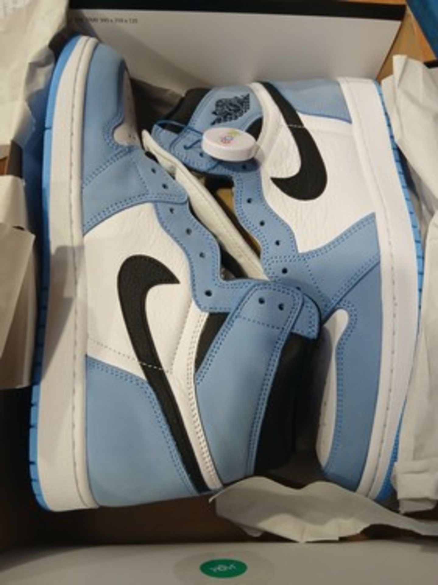 1 x pair of Air Jordan 1 retro high OG trainers, size 11.5 - has eBay authenticity tag - New in
