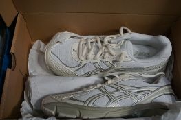 1 x pair of Asics GT-2160 trainers, size UK5.5 - new in box (K1B)