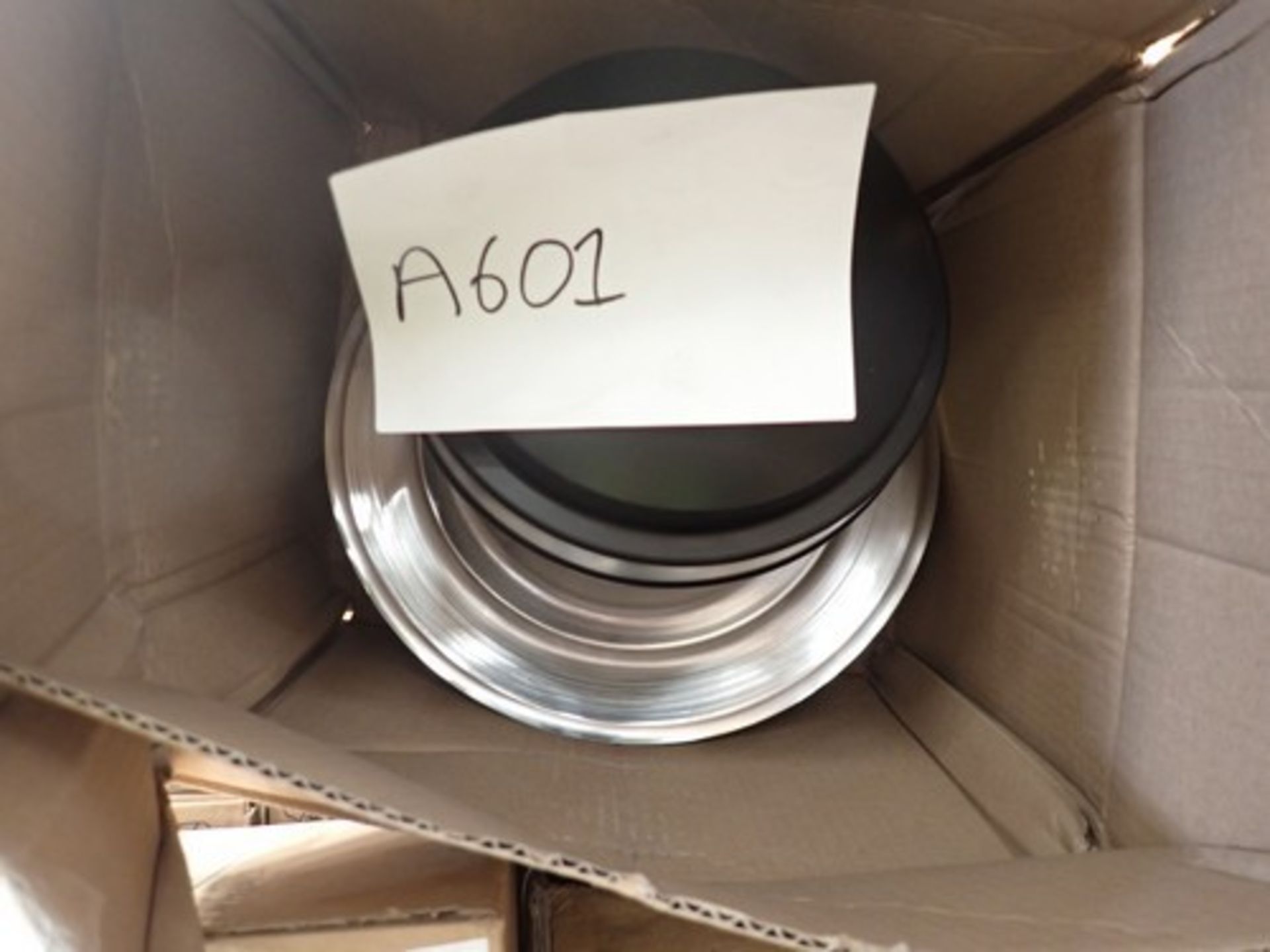 A selection of building and plumbing products, including Co2 alarms, under floor 40mm staples, - Image 7 of 9