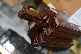 10 x 6ml applicators of Hourglass vanish concealer, comprising 5 x Bisque and 5 x Oat - new in