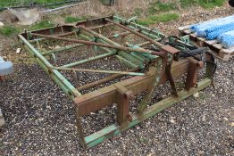 Flat 8 bale grab.