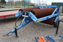 Dalbo Compact 630 6.3m hydraulic folding rolls. 2012. With Snowflake rings.