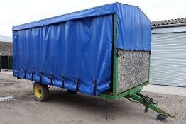 Keith Collingwood c.17ft 6in single axle curtain-side veg packer trailer. With oil brakes.