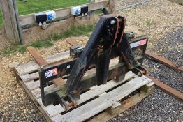 Cherry linkage mounted pallet tines.