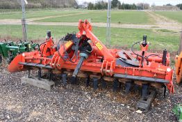 Kuhn HR 30/30 3m power harrow. 2020. With quick release tines, hydraulic packer and hydraulic
