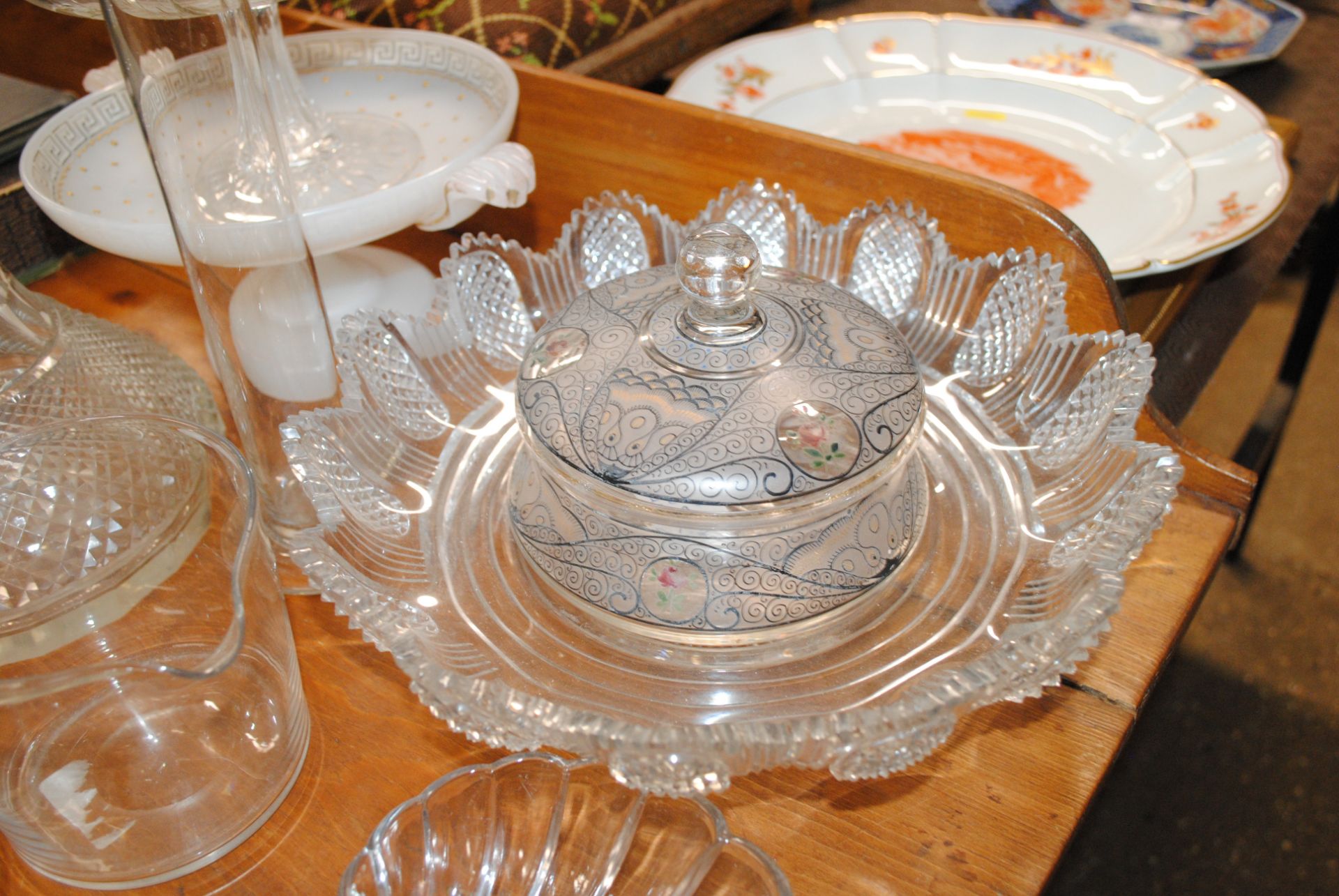 A collection of various glassware to include decor - Image 4 of 5