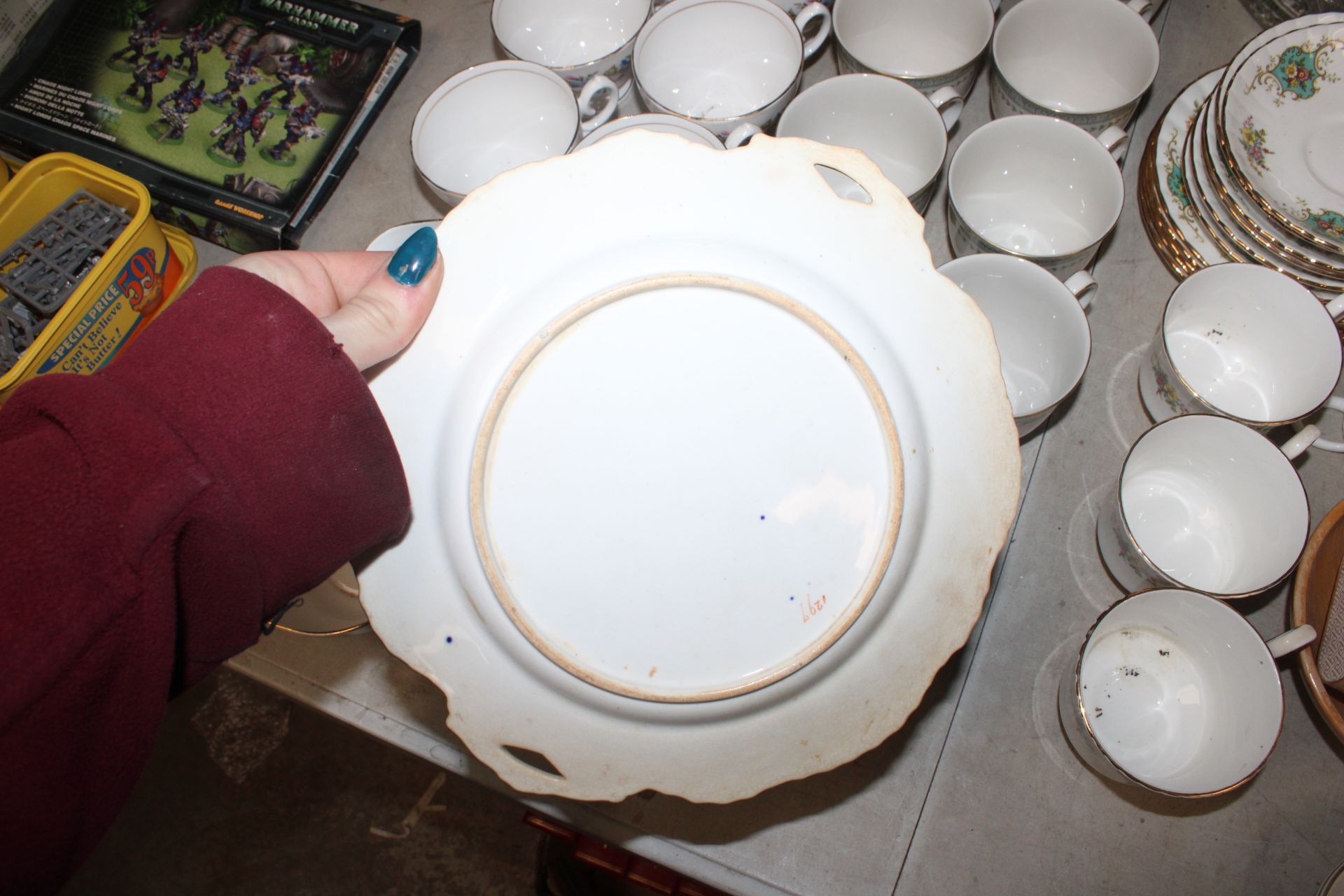 A quantity of various tea ware to include Royal Do - Image 5 of 7