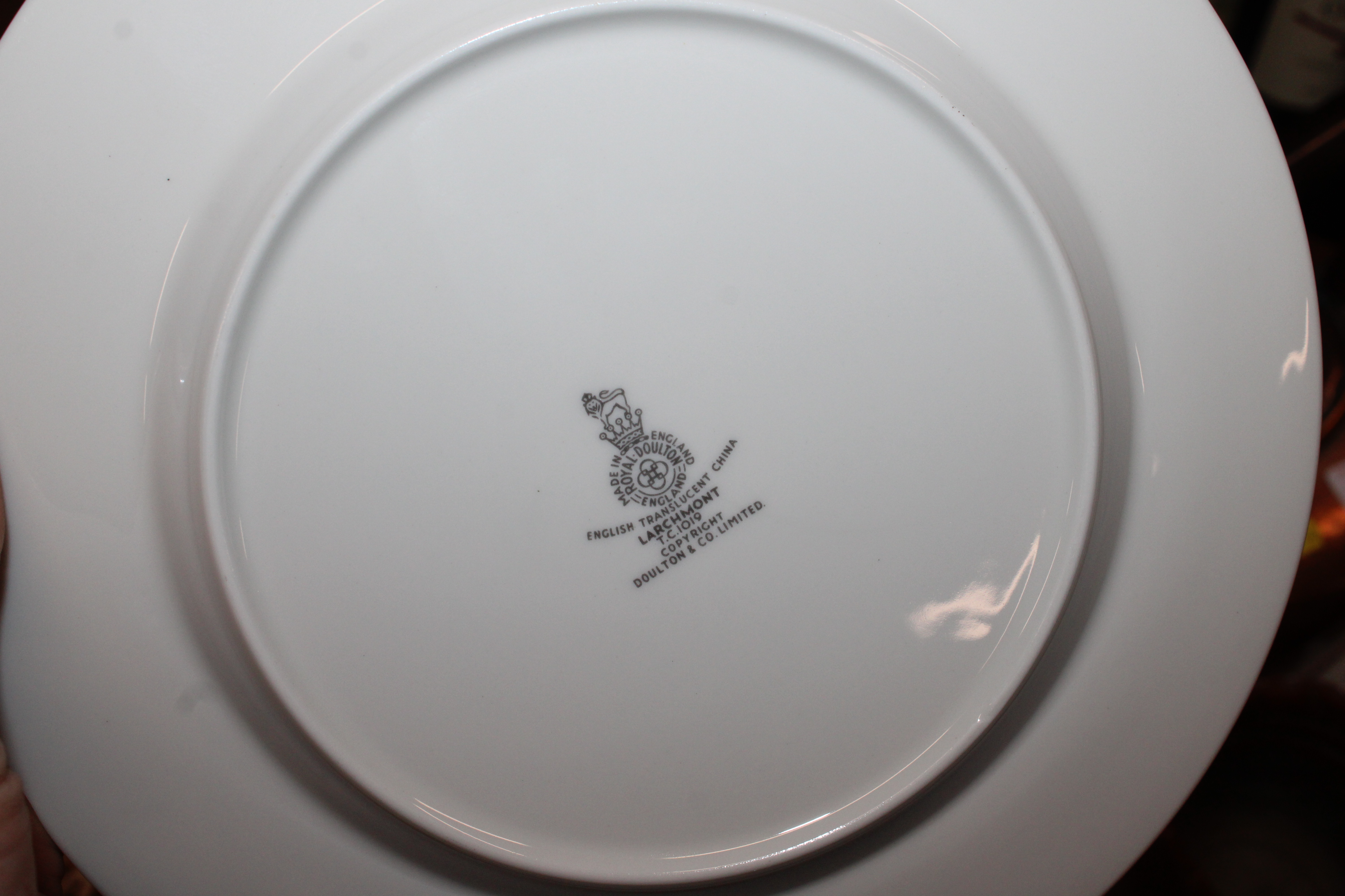 A Royal Doulton 'Larchmont' pattern part tea and d - Image 2 of 2