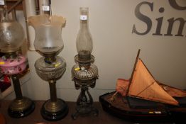 A vintage Hinks No.2 brass and glass oil lamp
