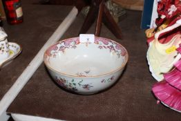 A 19th Century famille rose bowl