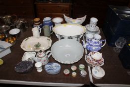 A Wedgwood and Barlaston fruit bowl; a Spode 'Chri