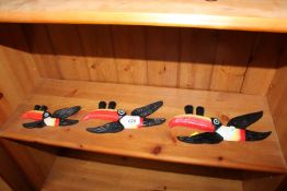 Three Toucan wall plaques (71)
