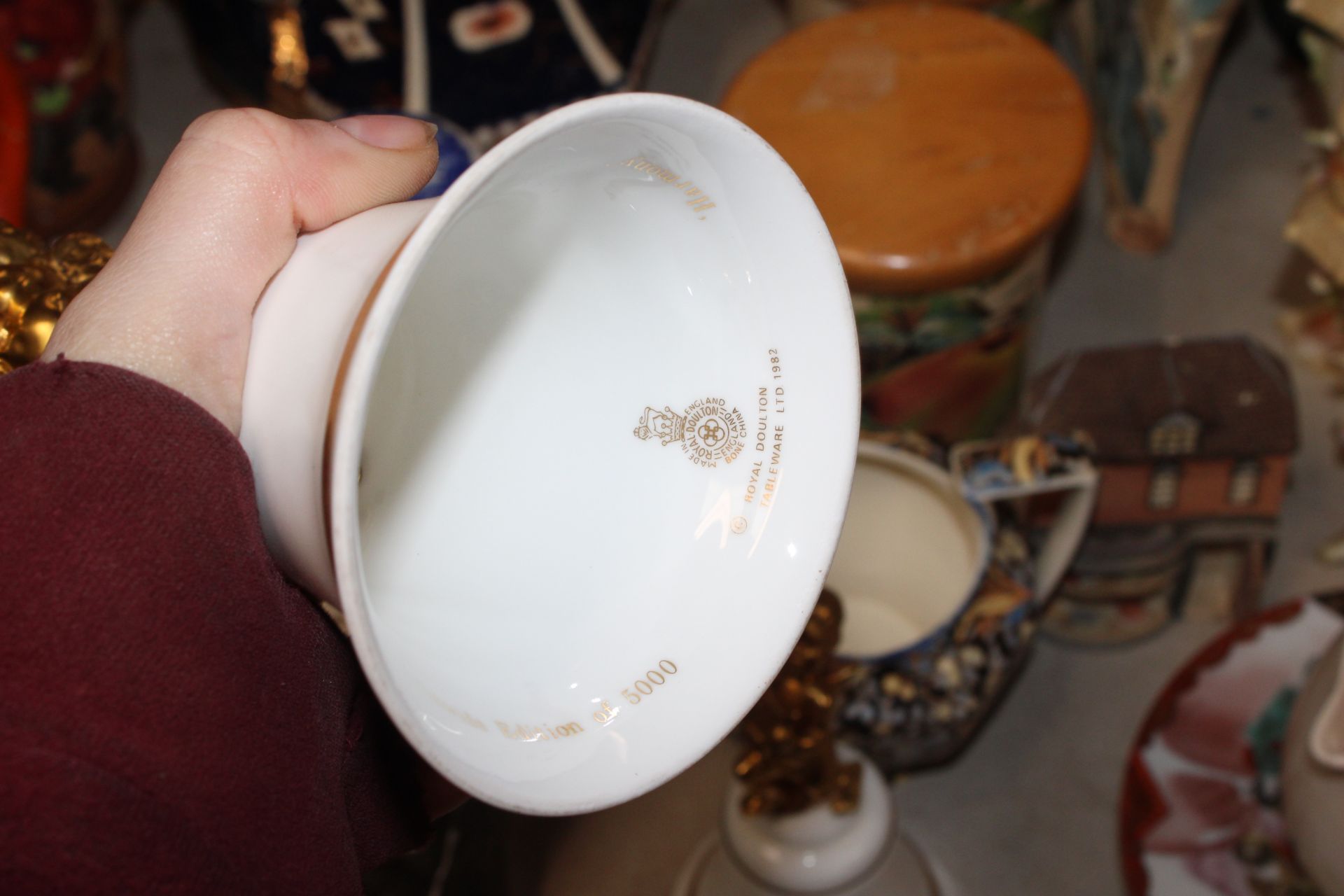 A quantity of various decorative items to include a Burleigh ware bird decorated jug; Beswick jug; a - Image 16 of 16
