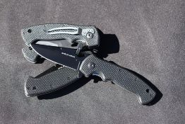 4x British Army folding knife. This item can only be purchased by someone over the age of 18 and