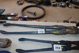 Large Record bolt croppers. V