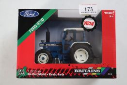 Britains Ford 8210 tractor 1/32. V