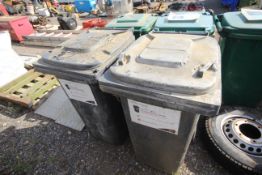 2x Wheelie bins. V